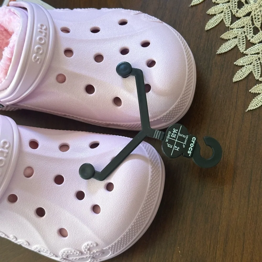 crocs baya faux shearling lined clog Ballerina  pink